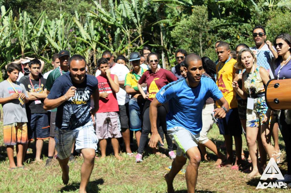 Jovens em atividade durante o Acamp's 2015. Foto: Comunidade Católica Shalom.